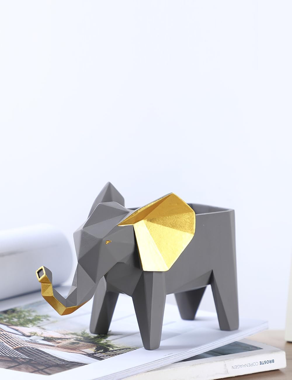 Elephant Statue Planter Succulent Pot Modern Animal Sculpture Home Decor Gift for Living Room Office 6.9 Inch